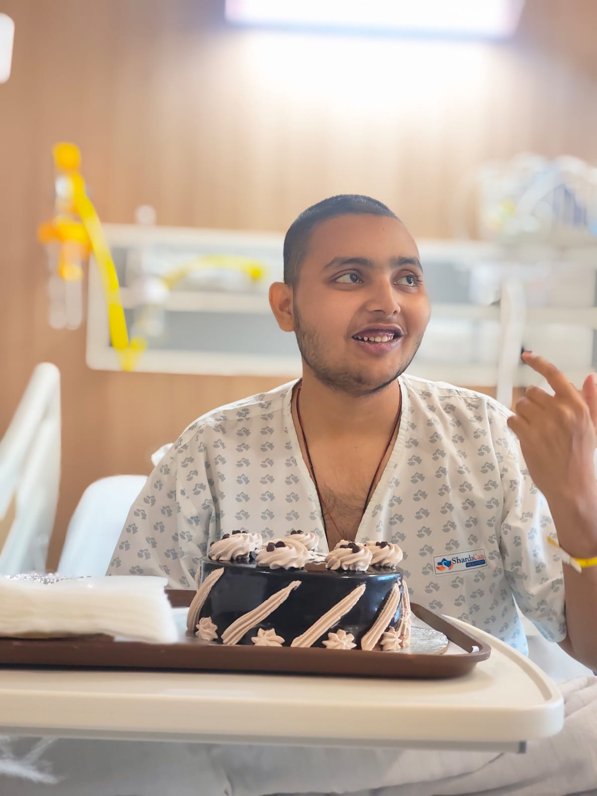 Patient birthday celebration — photo 3